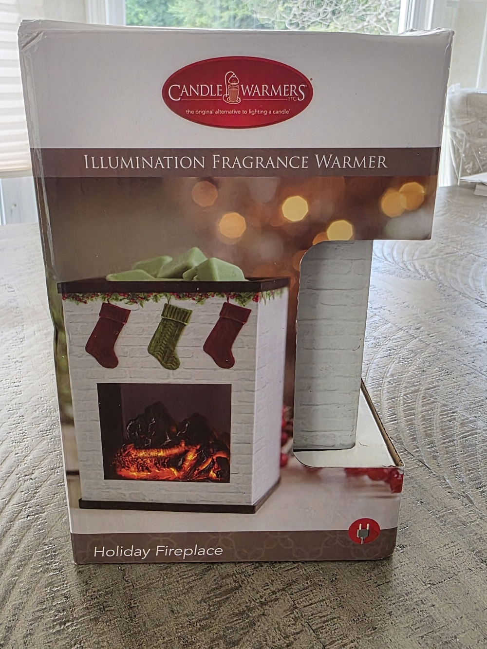 Holiday Fireplace Wax Warmer FLCRS New in Box Christmas